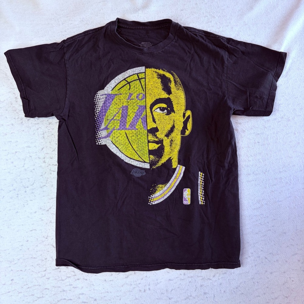 NBA Kobe Bryant Los Angeles Lakers T Shirt Mens Medium Black Graphic Tee